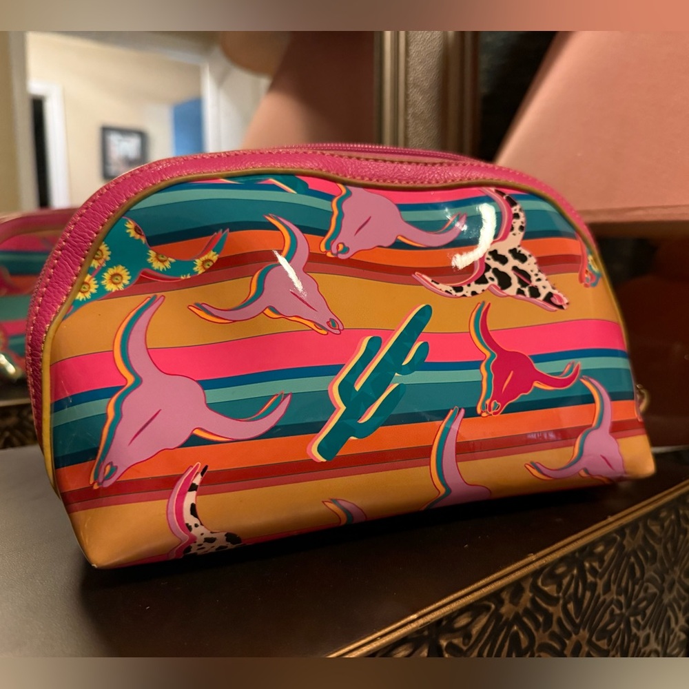 Catchfly cosmetic bag